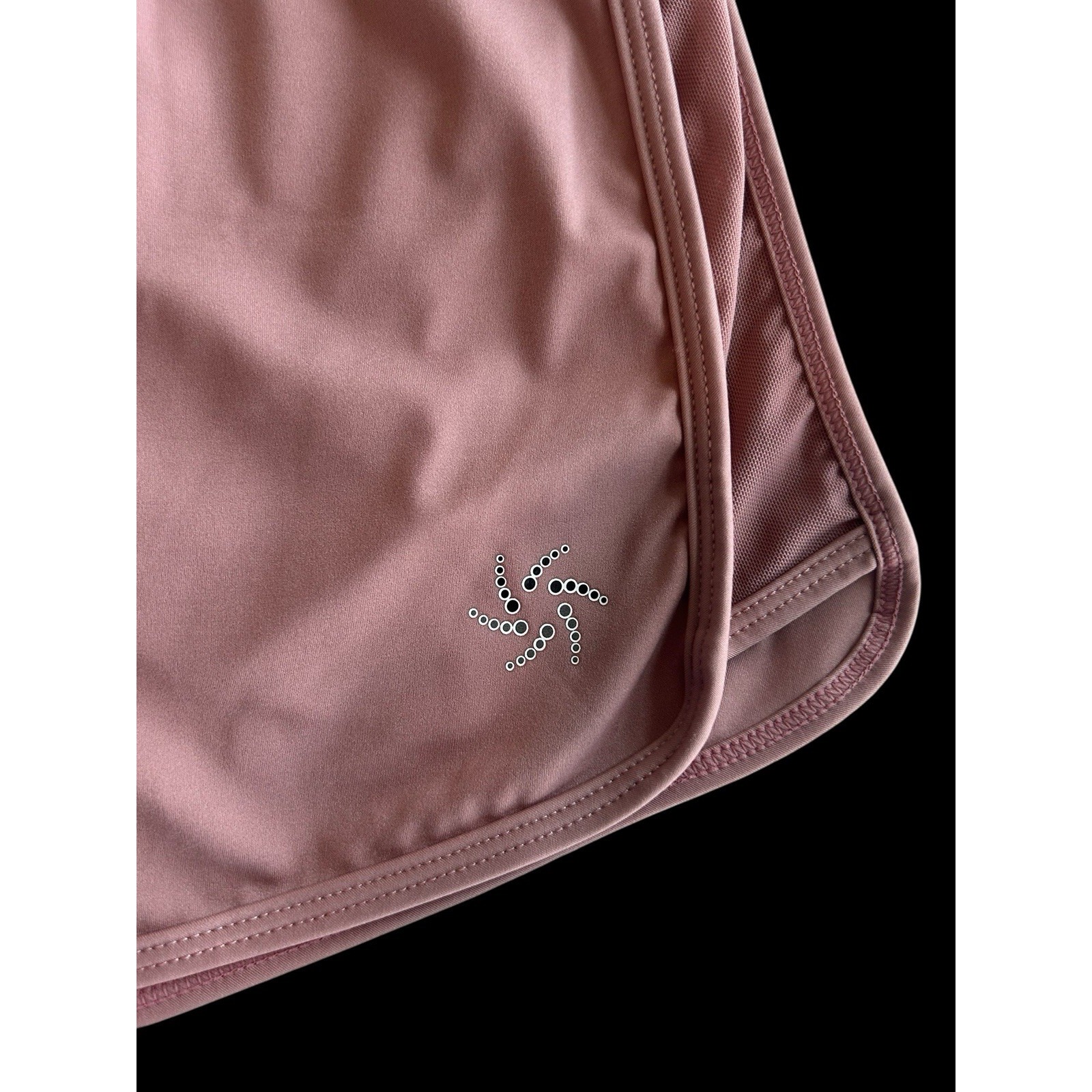 Chrome Industries Shorts Womens Size Xl Stretch Shorts Rose Pink Athletic Euc — image 4 of 6